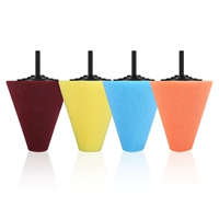 Один из четырех цветов каждый