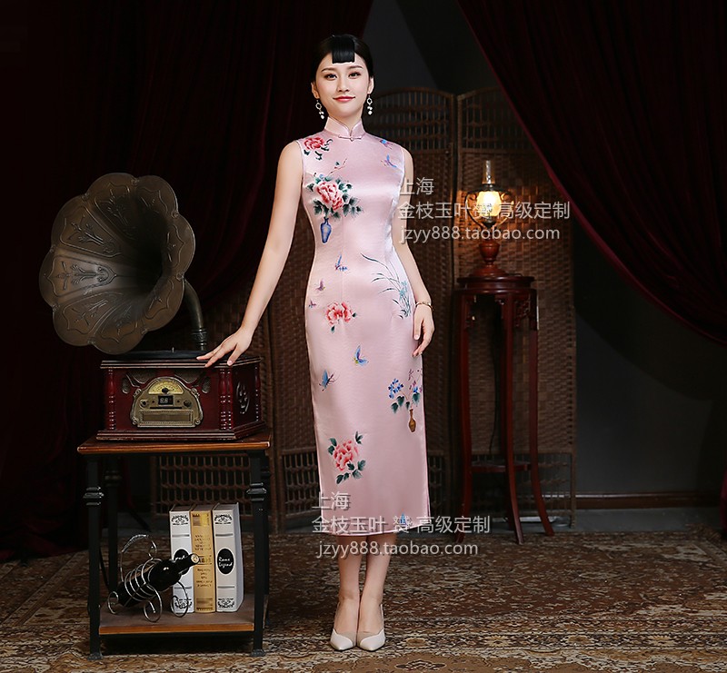 Pink Real Silk Qipao Hand-painted Butterfly Shanghai Golden Branch Jade Leaf Qipao Senior Custom Fall Long Qipao Bride