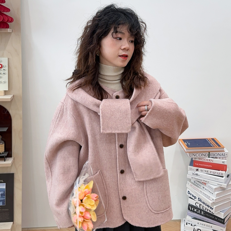 Scorpio Temperament in a Water Bottle, Age-Reducing Shawl Hat, Woolen Coat, Preppy Style, Slimming, Versatile, Double-Sided Wool Coat Scorpio Temperament in a Water Bottle, Age-Reducing Shawl Hat, Woolen Coat, Preppy Style, Slimming, Versatile, Double-Sided Wool Coat