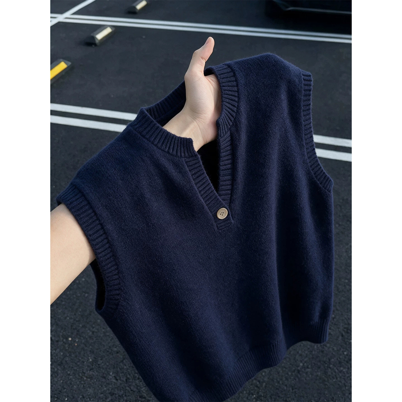 Korean-Style College Style V-Neck Knitted Vest for Men, New Autumn and Winter Model, Old Money Style Layered Vest Jacket, Sleeveless Sweater