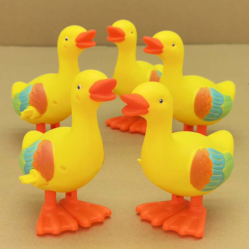 Net Red Clockwork Toy Bounced Yellow Duck Emulation Animal can fall in love with chain skipping baby baby 1-2-4-Taobao