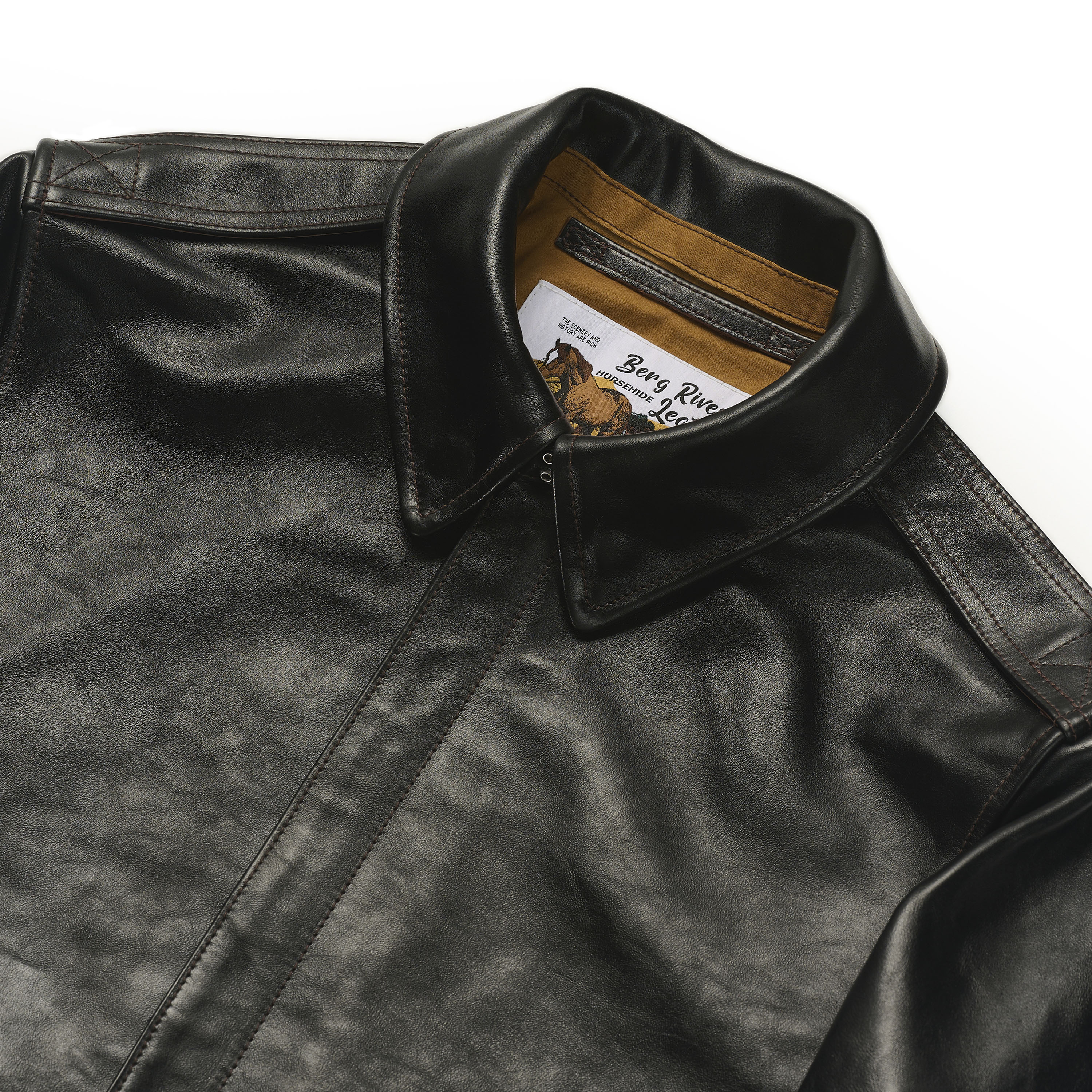 重塑经典:适合国人体型的马皮A2飞行夹克