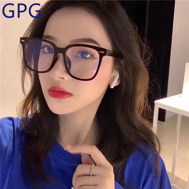 Black Box Glasses Male Tide Coarse Box Radiation Protection Against Blue Light Flat Light Eye Care Fatigue Can Be Matched With Myopia Eye Discoloration Woman