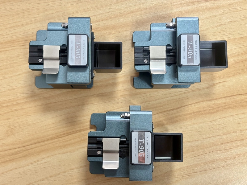 T-905 Fiber Optic Cleaver High-Precision Fiber Fusion Splicer Cutting Knife Automatic Blade Return Fiber Cable Cutting Knife T-905 Fiber Optic Cleaver High-Precision Fiber Fusion Splicer Cutting Knife Automatic Blade Return Fiber Cable Cutting Knife