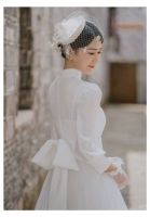 Бежевый, белый