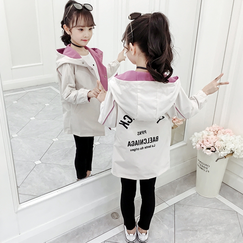 Cô gái áo gió trung dài 2019 mùa thu váy trẻ em mới của Hàn Quốc phiên bản hai bên mặc một chiếc áo khoác trong cậu bé giống như áo thủy triều lớn.