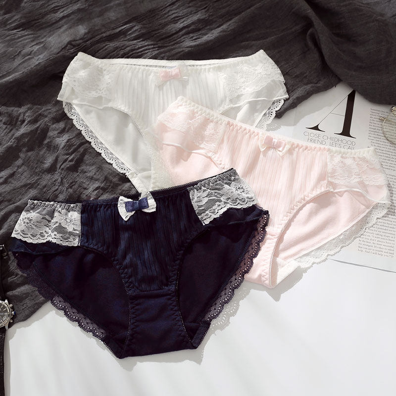 Chic style underwear girl waist sweet bow lace lace Japanese pure cotton crotch breathable mesh triangle pants