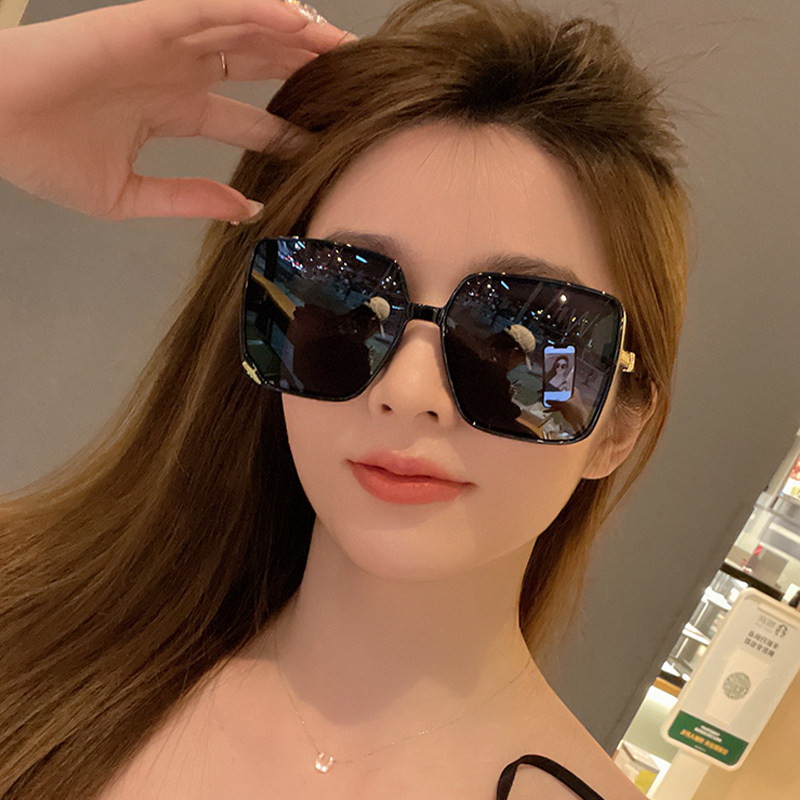 Sunglasses 2025 New Trendy Women's Large Face Slimming Anti-Uv Strong Light Polarized Sunglasses Summer Sun Protection