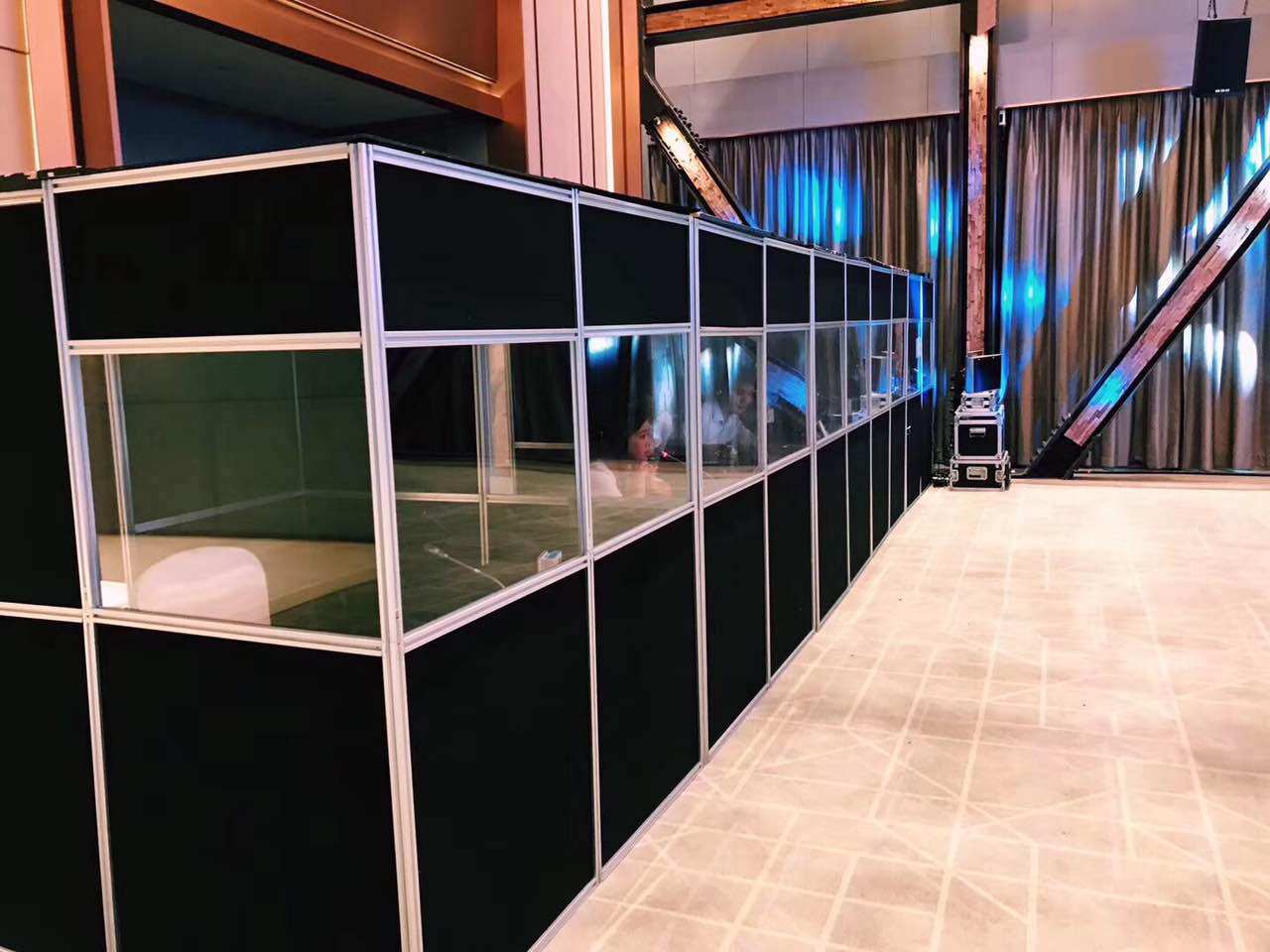 Shenzhen simultaneous interpretation equipment lease simultaneous translation equipment rental wireless lecturer lease