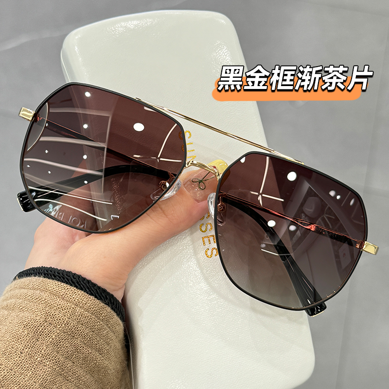 男士开车必备！2025新款驾驶蛤蟆镜，防紫外线偏光太阳眼镜，大脸也能驾驭！✨