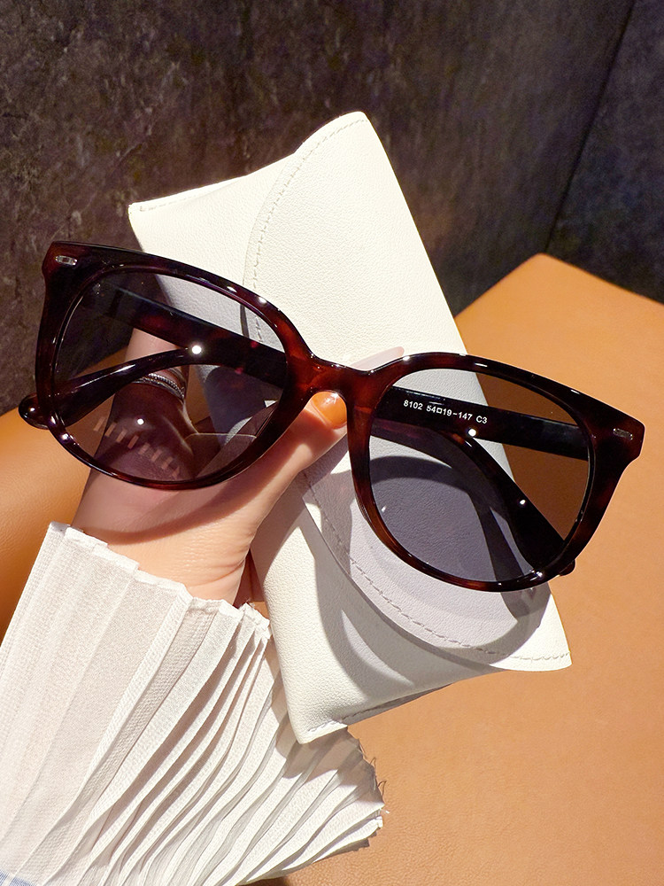 Gm Sunglasses for Women, High-End, White Polarized Sunglasses, Can Be Fitted with Prescription Lenses, Sun Protection, Face-Slimming, Trendy Retro Style