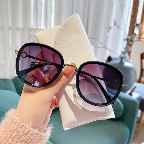 Модные солнцезащитные очки на солнечной энергии, по фигуре, защита от ультрафиолета, в корейском стиле