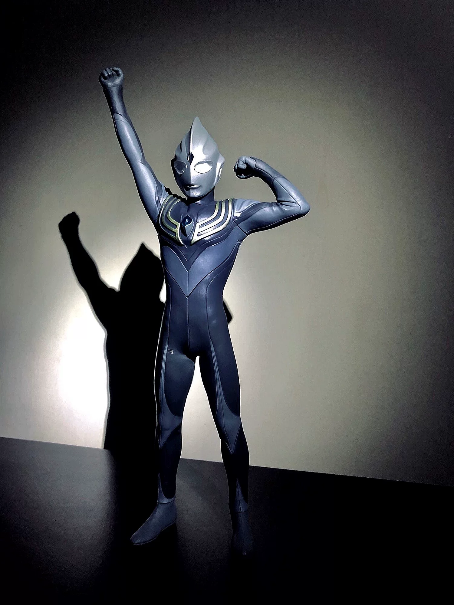 Ace первого поколения Ultraseven светится, Jack Zoffi семерых братьев Tyroseven игрушечная детская модель