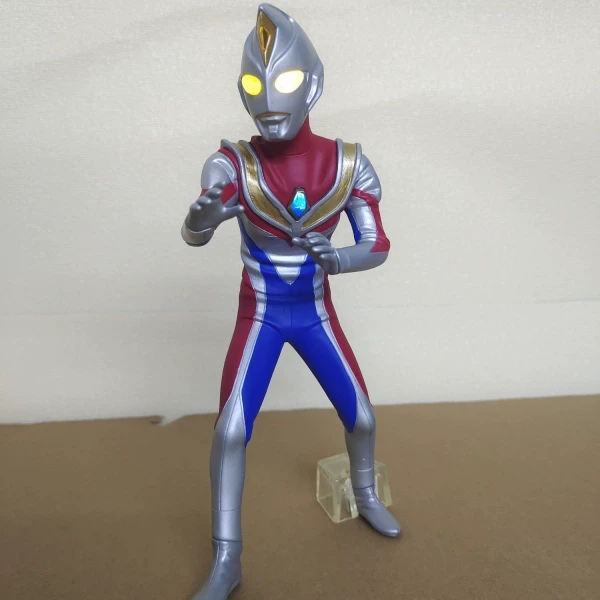 Ace первого поколения Ultraseven светится, Jack Zoffi семерых братьев Tyroseven игрушечная детская модель