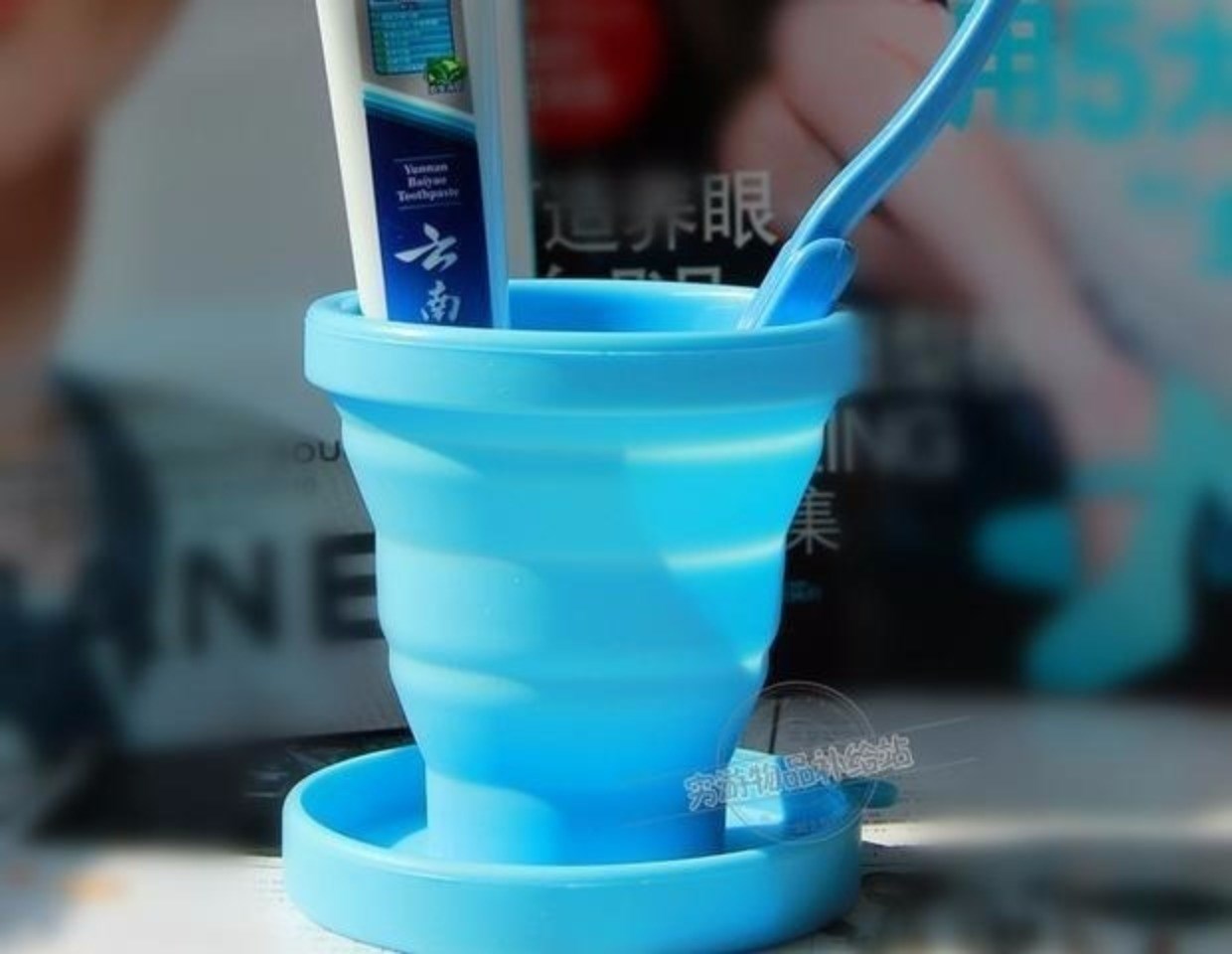 Du lịch nước ngoài du lịch cung cấp du lịch gấp du lịch rửa cốc bàn chải đánh răng kem rửa túi rửa miệng xô - Rửa sạch / Chăm sóc vật tư túi đựng mỹ phẩm miniso
