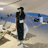 曾小咸 Летнее платье, длинная юбка, V-образный вырез, французский стиль, короткий рукав, с рукавом