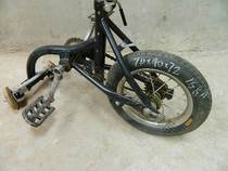 Recall] Old Objects Old Children Baby Carrier Adult Car Unicycle Iron Out Sale Old Stock Old Stock Use