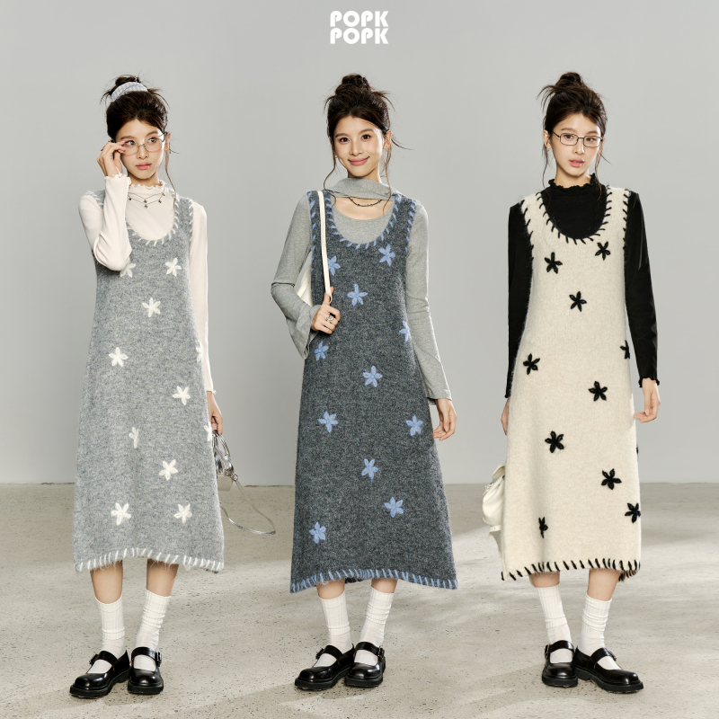 Popk2026 New Autumn and Winter French Retro Slimming Embroidered Dress for Women Autumn and Winter Layered Knitted Skirt Ladylike Style Popk2026 New Autumn and Winter French Retro Slimming Embroidered Dress for Women Autumn and Winter Layered Knitted Skirt Ladylike Style