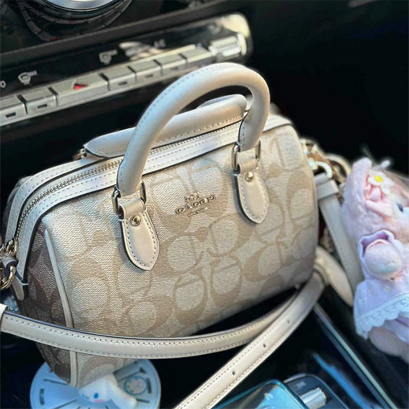 High-Quality Imitation Printed Boston Pillow Bag Luxury Goods 2025 New Versatile Shoulder Crossbody Small Bag Selection of Good Items High-Quality Imitation Printed Boston Pillow Bag Luxury Goods 2025 New Versatile Shoulder Crossbody Small Bag Selection of Good Items