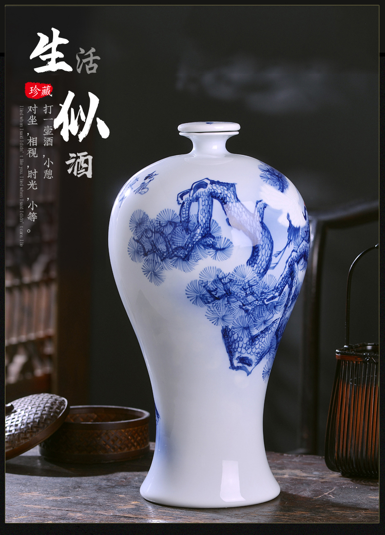 Hand - made jars of blue and white porcelain of jingdezhen ceramic terms bottle 10 jins 15 kg 30 jins to household seal wine storage