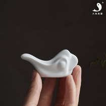 Xiangyun chopsticks rack ceramic pen holder creative tea pet ornaments pottery cloud art tableware literary tableware writing room Pen Mountain dry landscape