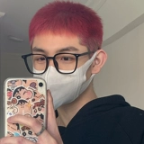 Черно -рамки Glasses Myopia может быть оборудована без степени анти -легочной анти -радиации, радиационно -реакционное плоское световое зеркало прилив красавица с большим рамкой для глаз.