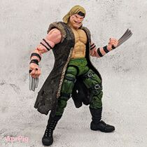 X - Team Men Diamond Wolf can touch the hands of the toy collection model sword toy toy toy toy