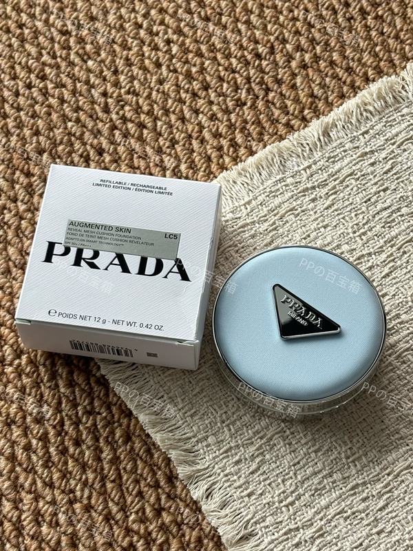 In Stock ~ Stunning Prada Limited Edition Blue Cushion Foundation Lc5/Ln10, Hydrating, Lightweight, Concealing, Long-Lasting In Stock ~ Stunning Prada Limited Edition Blue Cushion Foundation Lc5/Ln10, Hydrating, Lightweight, Concealing, Long-Lasting