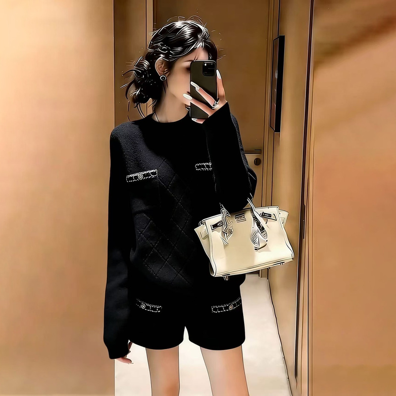 High-End Sweater Set for Women, Autumn and Winter 2026 New Style, Elegant and Age-Reducing, Chanel-Style Knitted Shorts Two-Piece Set, Slimming High-End Sweater Set for Women, Autumn and Winter 2026 New Style, Elegant and Age-Reducing, Chanel-Style Knitted Shorts Two-Piece Set, Slimming