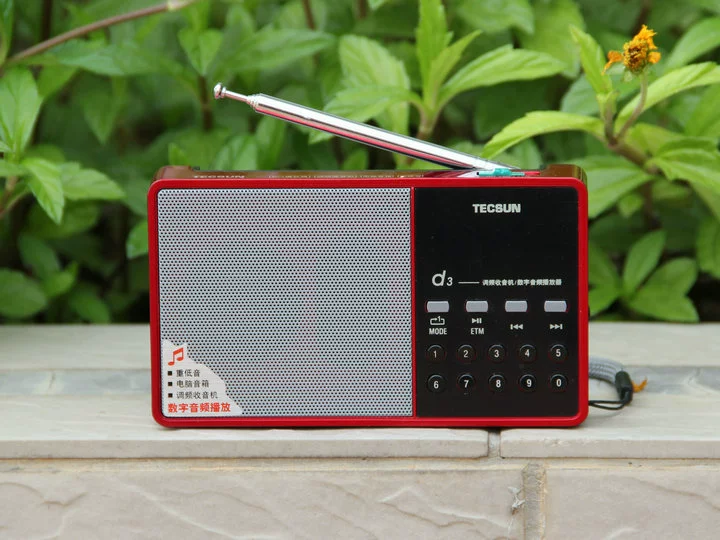 Thẻ radio Tecsun / Desheng D3 người già xách tay FM FM ông già bỏ túi mini mp3 nhỏ phát sóng bán dẫn walkman tf card máy nghe nhạc mới - Trình phát TV thông minh