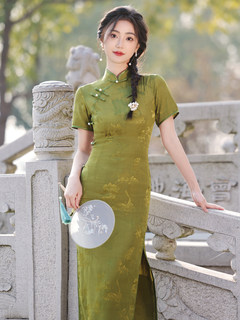 New Chinese style retro green rayon jacquard cheongsam