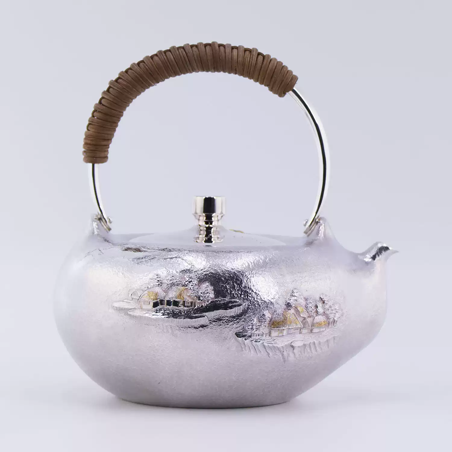 森川榮月手工純銀湯沸壺日本侘寂風設計鏨刻鎏金牡丹900ml