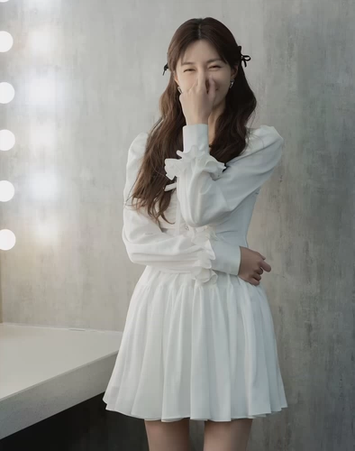 Белый корсет, платье, юбка с бантиком, лонгслив, мини-юбка, V-образный вырез, рукава фонарики