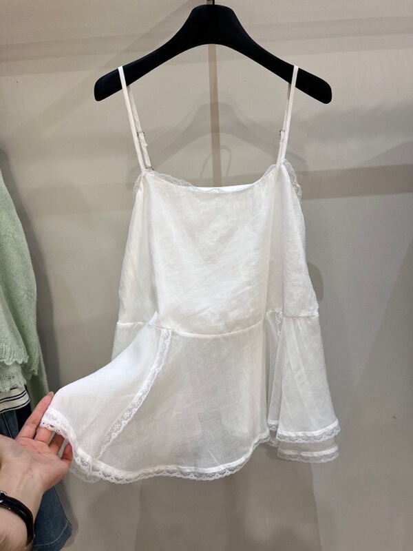 High-End European Goods 2026 Korean Style Age-Reducing Pure Desire Style Lace Splicing Lace-Trimmed Camisole for Women to Wear Outside or as an Inner Layer