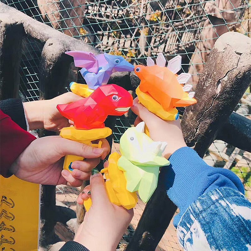 Children's dinosaur small water cannons cartoon bulls dragon trumpet Number of water cannons male girls Baby drama Water swimming water spray Toys-Taobao