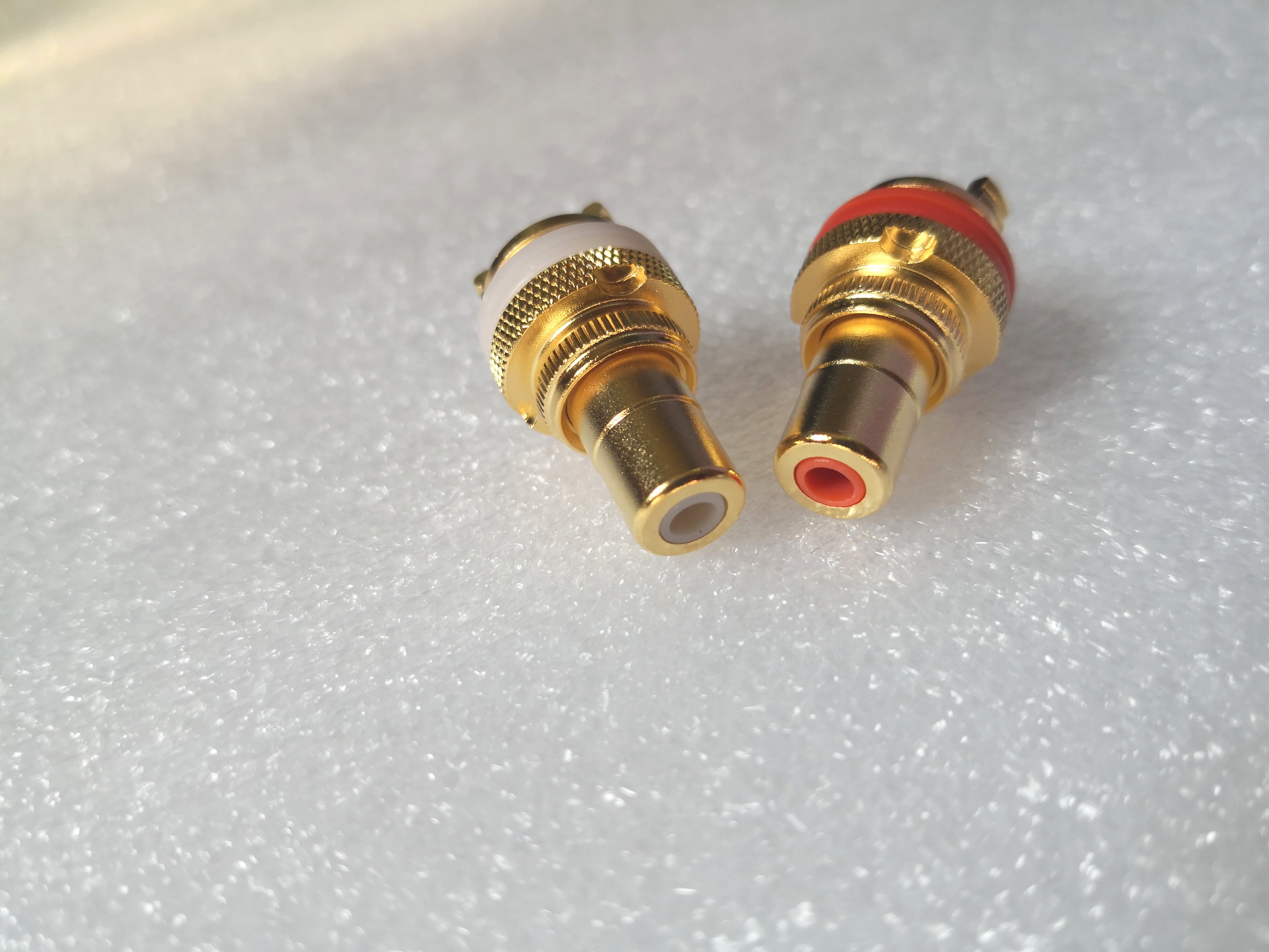 High quality gilded frosted RCA sound power amplifier RCA machine seat Audio lotus socket