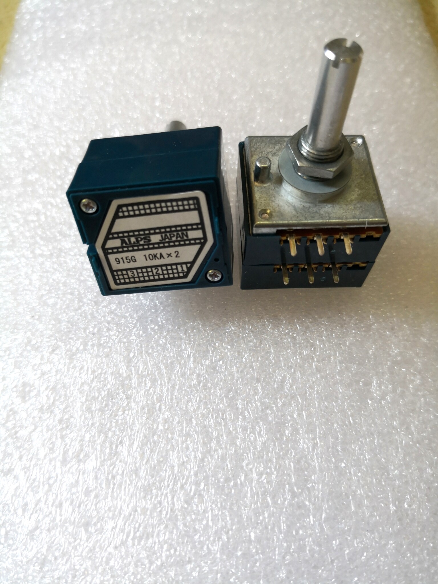 Original Dress Japan ALPS 27 Type Double United Blue Shell Fever Volume Potentiometers 10K 10K 20K 50K 250K 250K