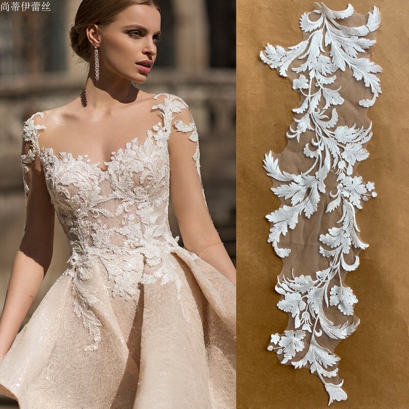 New Chantilly New Middle Eastern Best-Selling High-End Wedding Dress Imported Cotton Lace Large Embroidery Piece Trailing Veil Applique New Chantilly New Middle Eastern Best-Selling High-End Wedding Dress Imported Cotton Lace Large Embroidery Piece Trailing Veil Applique
