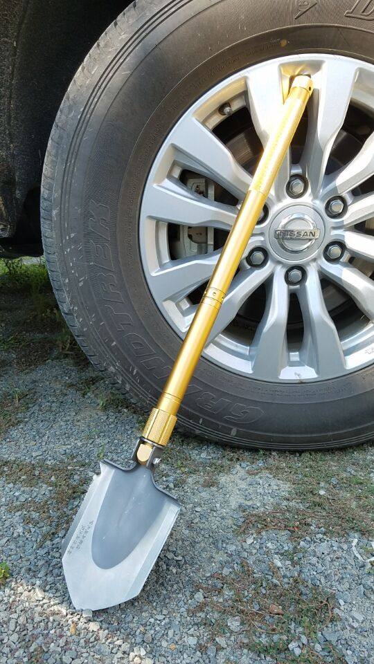 Outdoor multi-function shovel Multi-function engineer shovel Scout shovel