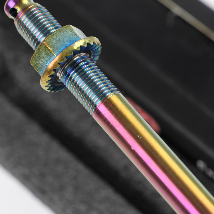 Xe máy điện xe máy điện sửa đổi 304 trục thép không gỉ 12mm bánh xe phía trước trung tâm trục dài vít đốt titan vành xe dream goshi