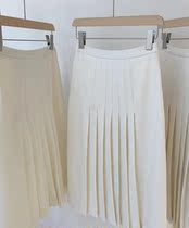 2022 South Koreas Dongdaemun stalls new retro French style white pleated A-line skirt women