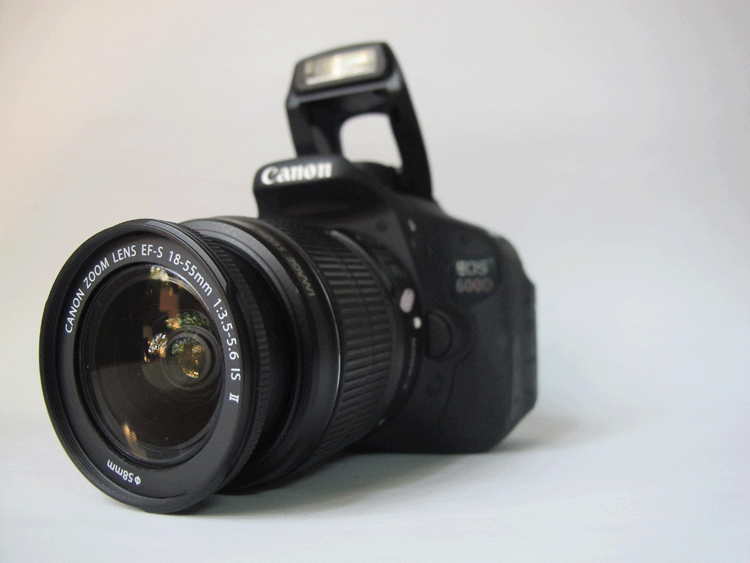 Canon chuyên nghiệp SLR 600D cấp nhập cảnh người mới du lịch nhà nữ chàng trai máy ảnh kỹ thuật số đặt 550D