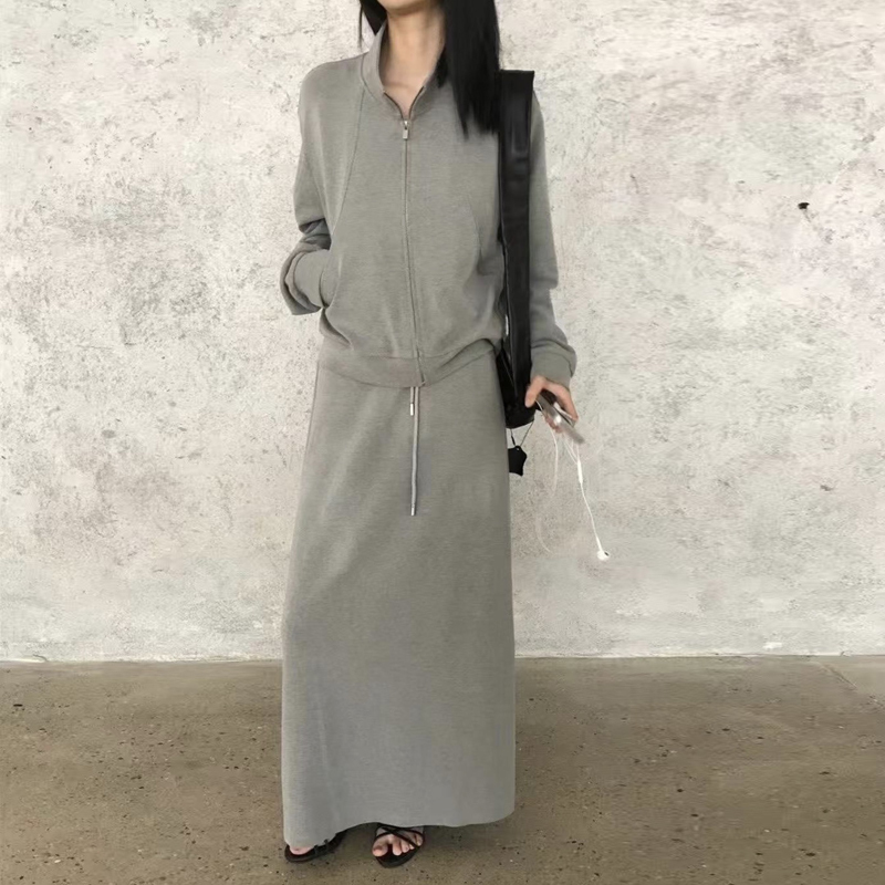 Casual Sports Suit for Women 2026 Autumn New Style Lazy Long-Sleeved Stand-Up Collar Zipper Sweatshirt Cardigan and Skirt Two-Piece Set Casual Sports Suit for Women 2026 Autumn New Style Lazy Long-Sleeved Stand-Up Collar Zipper Sweatshirt Cardigan and Skirt Two-Piece Set