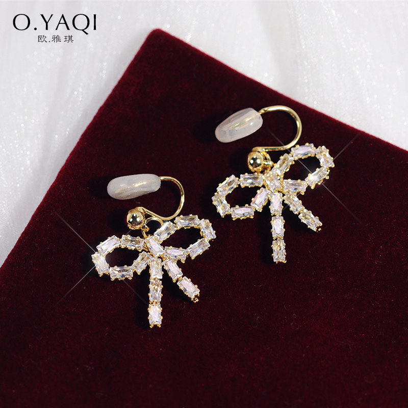 Fashion Flash Zircons Bow Tie 925 Silver Needle Ear Needle Without Earhole Mosquito Coil Ear Clip Earrings Trinket Woman Advanced Sensation