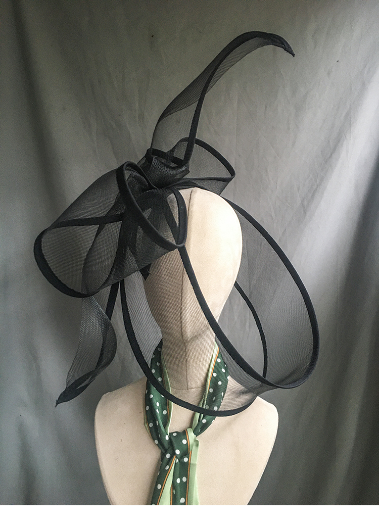 Chapeau Retro exagéré