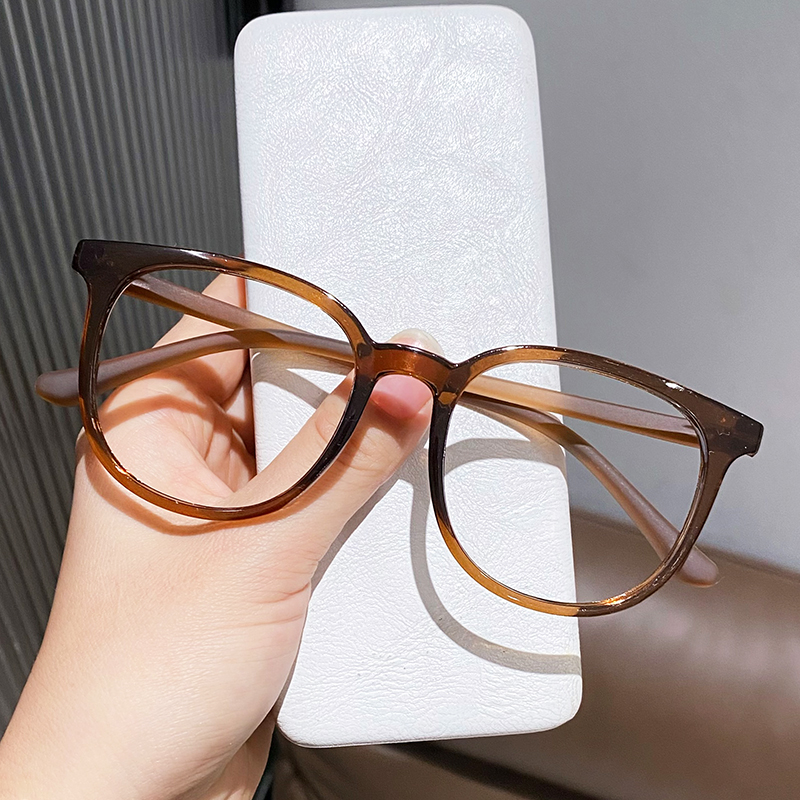 法国Gentle Motto茶色近视眼镜框：轻盈时尚，让你美出新高度！✨