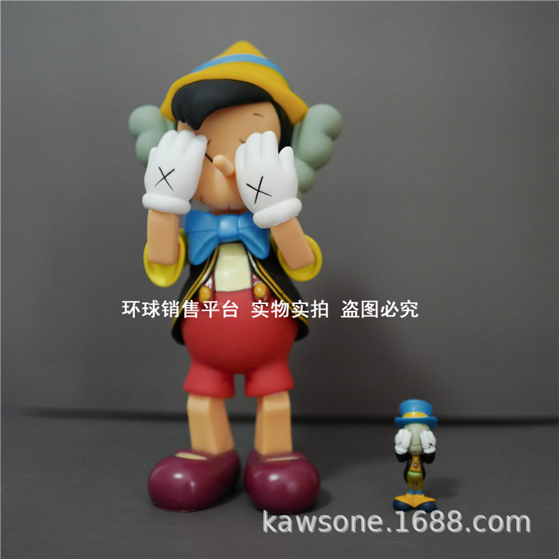 Pinocchio pinocchi doll hand doll model ornaments