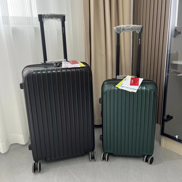 High-End Texture Berm Luggage Suitcase 20inch Boarding Case High-Value Password Trolley Case for Women 24 Suitcases for Men