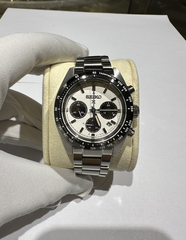 Seiko Solar Chronograph Men's Watch Panda Color Sbdl085/Ssc813P1