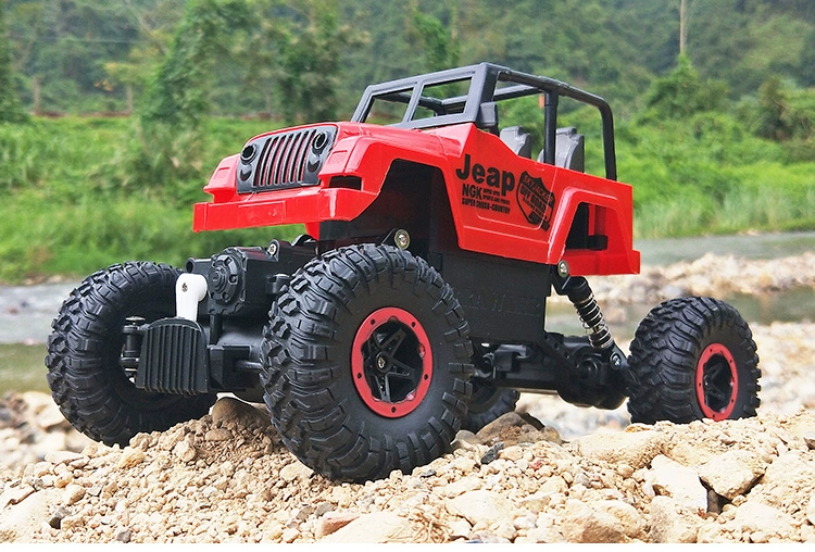 Điều khiển từ xa xe đồ chơi bốn bánh lái xe off-road sạc mã lực lớn leo lên chân đua lớn chống lại mô hình cậu bé rơi xe điều khiển cho bé